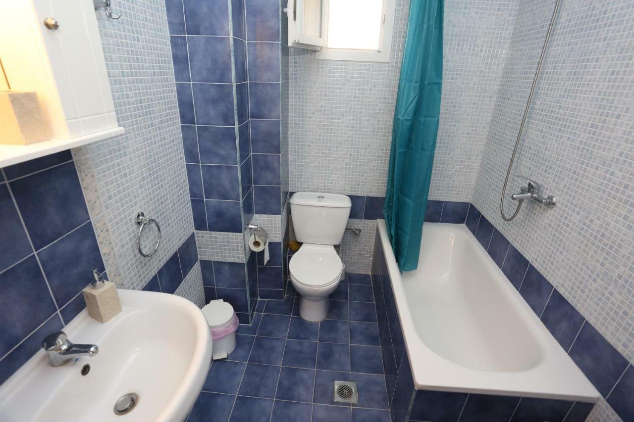 Villa Argo 3 - Beachfront, Big Gardens, Location! Pefkochori Exterior foto
